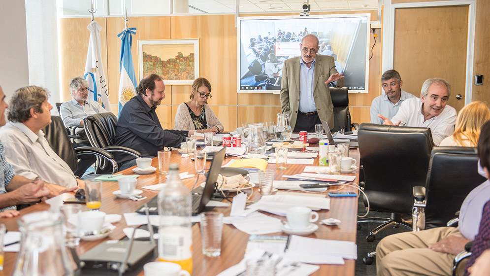 El Directorio del CONICET se reunió con el Consejo Asesor Regional ...