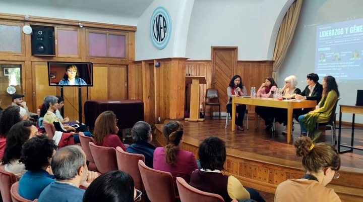 Franchi participó de una mesa sobre liderazgo y género en la Reunión Anual de la Asociación Física Argentina