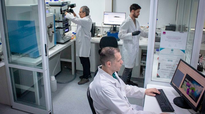 Una unidad del CONICET y la UNR se consolida como referente regional para la validación de biofármacos de última generación